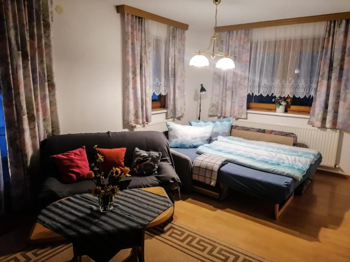 Schultes Evelyn Apartment แยร์สเซินส์ ภายนอก รูปภาพ
